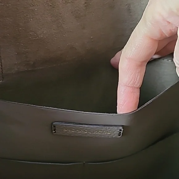 Michael Kors pebbled leather large tote bag - Picture 10 of 11